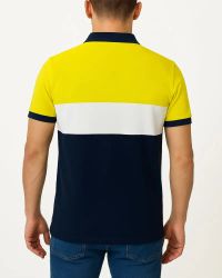 Camisa Polo Listrada em Malha Piquet Amarelo/Branco/Azul — foto 2