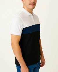 Camisa Polo Listrada em Malha Piquet Branco/Azul/Preto — foto 3