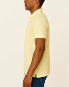 Camisa Polo Masculina Básica em Piquet Amarelo Claro — foto 3