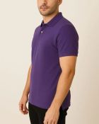 Camisa Polo Masculina Básica em Piquet Roxa — foto 3